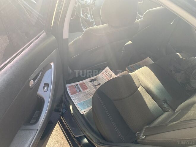 Hyundai Elantra 2011, 270,000 km - 1.6 л - Bakı