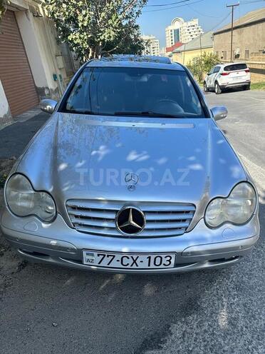 Mercedes C 200 2001, 301,000 km - 2.0 l - Bakı