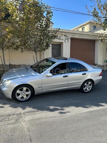 Mercedes C 200 2001, 301,000 km - 2.0 l - Bakı