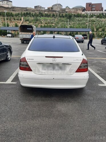 Mercedes E 200 2003, 330,000 km - 1.8 л - Bakı