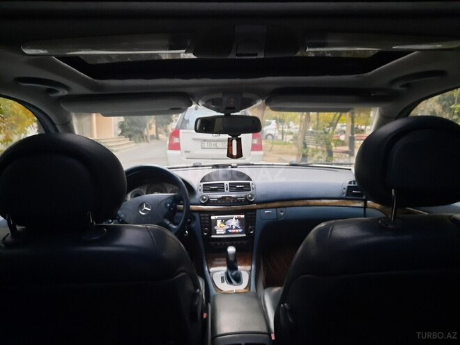 Mercedes E 200 2003, 330,000 km - 1.8 л - Bakı