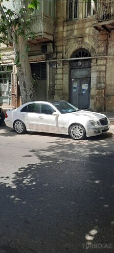 Mercedes E 200 2003, 330,000 km - 1.8 л - Bakı