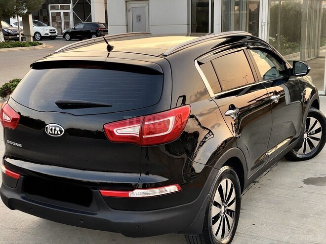 Kia Sportage 2013, 175,863 km - 2.0 l - Bakı
