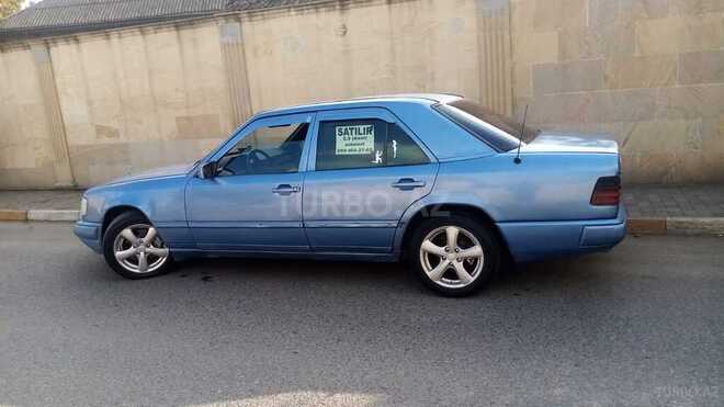 Mercedes E 200 1988, 260,000 km - 2.0 л - Masallı