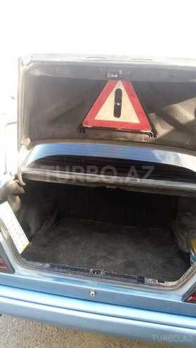 Mercedes E 200 1988, 260,000 km - 2.0 л - Masallı