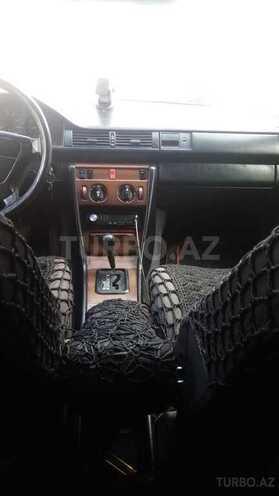 Mercedes E 200 1988, 260,000 km - 2.0 л - Masallı