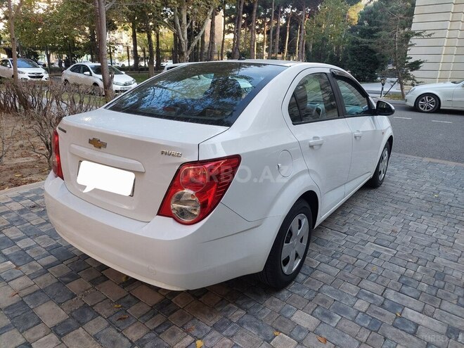 Chevrolet Aveo 2011, 132,500 km - 1.4 л - Bakı