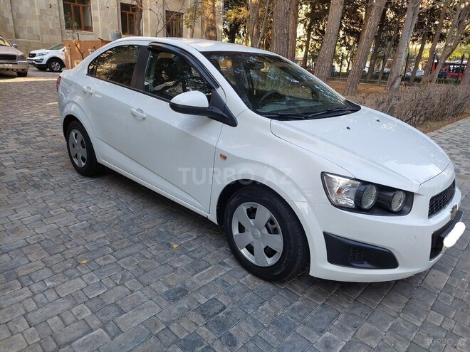Chevrolet Aveo 2011, 132,500 km - 1.4 л - Bakı