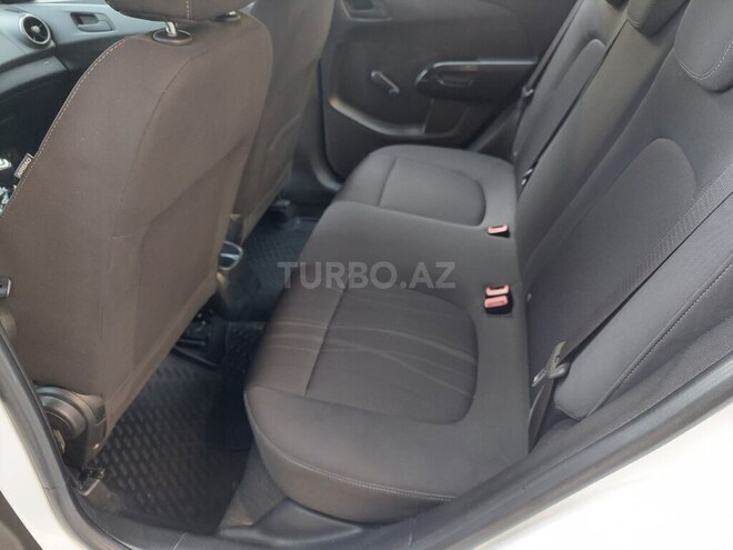 Chevrolet Aveo 2011, 132,500 km - 1.4 л - Bakı