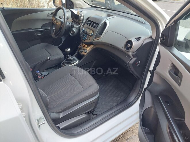 Chevrolet Aveo 2011, 132,500 km - 1.4 л - Bakı