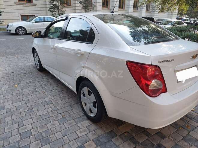 Chevrolet Aveo 2011, 132,500 km - 1.4 л - Bakı
