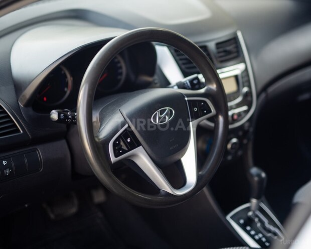 Hyundai Accent 2012, 111,350 km - 1.6 л - Bakı