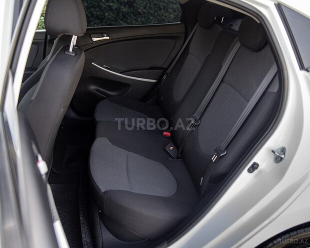 Hyundai Accent 2012, 111,350 km - 1.6 л - Bakı