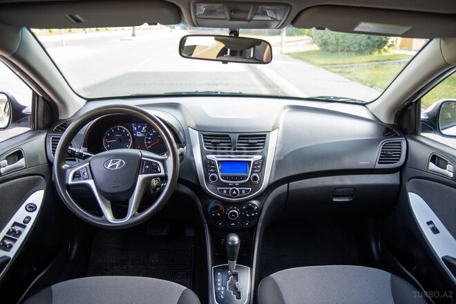 Hyundai Accent 2012, 111,350 km - 1.6 л - Bakı