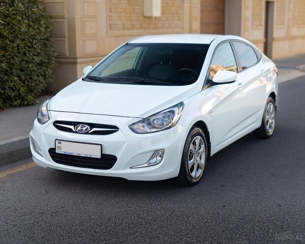 Hyundai Accent 2012, 111,350 km - 1.6 л - Bakı
