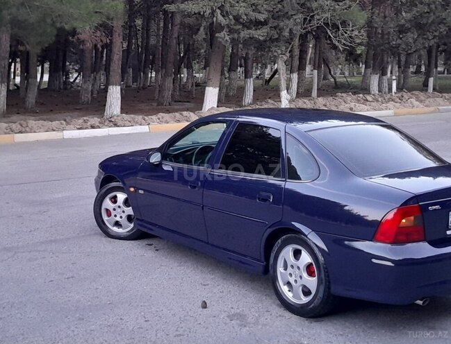 Opel Vectra 1999, 200,051 km - 1.6 l - Sumqayıt