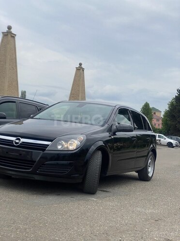 Opel Astra 2005, 242,000 km - 1.6 l - Lənkəran