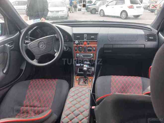 Mercedes C 220 1999, 250,000 km - 2.2 l - Bakı