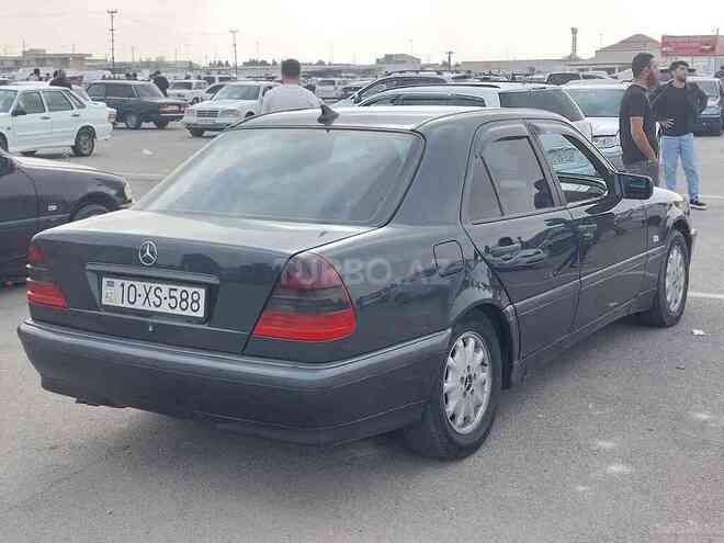 Mercedes C 220 1999, 250,000 km - 2.2 l - Bakı