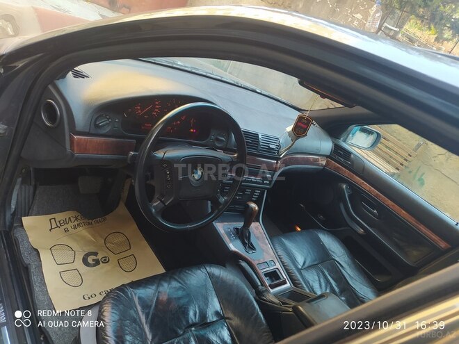 BMW 528 1997, 345,500 km - 2.8 l - Bakı