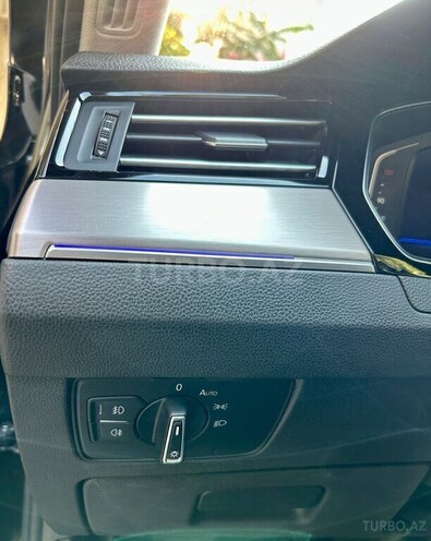 Volkswagen Passat 2021, 70,000 km - 1.4 л - Bakı