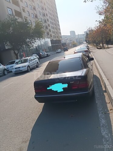 Mercedes E 220 2002, 550,974 km - 2.2 l - Bakı