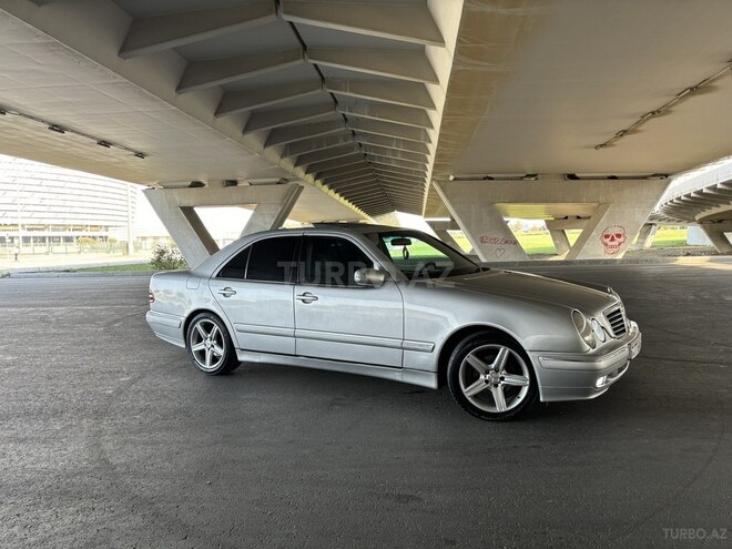 Mercedes E 220 2001, 500,000 km - 2.2 л - Bakı