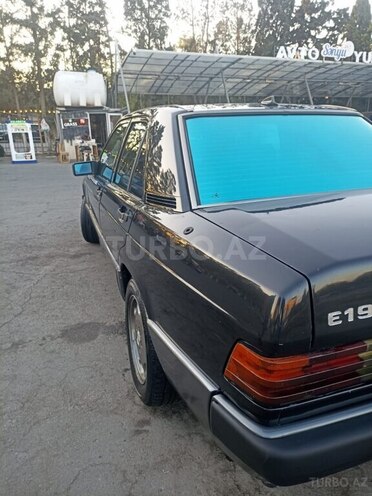 Mercedes 190 1993, 235,236 km - 2.0 л - Bakı