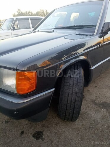 Mercedes 190 1993, 235,236 km - 2.0 л - Bakı