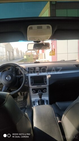 Volkswagen Passat 2010, 260,000 km - 2.0 l - Bakı