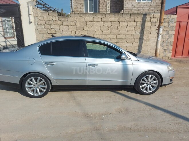 Volkswagen Passat 2010, 260,000 km - 2.0 l - Bakı