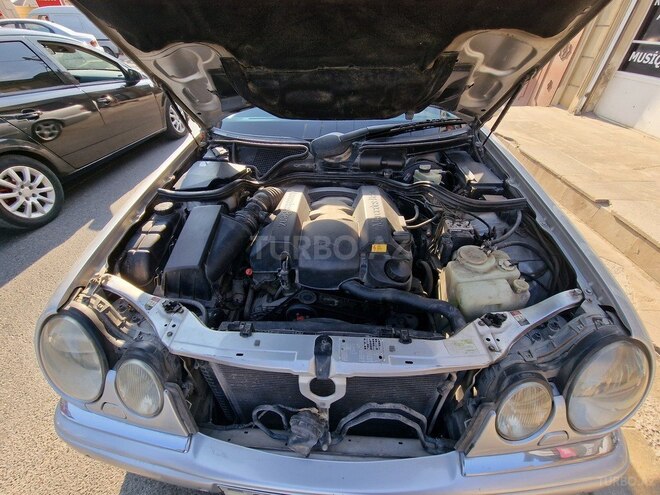 Mercedes E 240 1999, 340,000 km - 2.4 л - Bakı