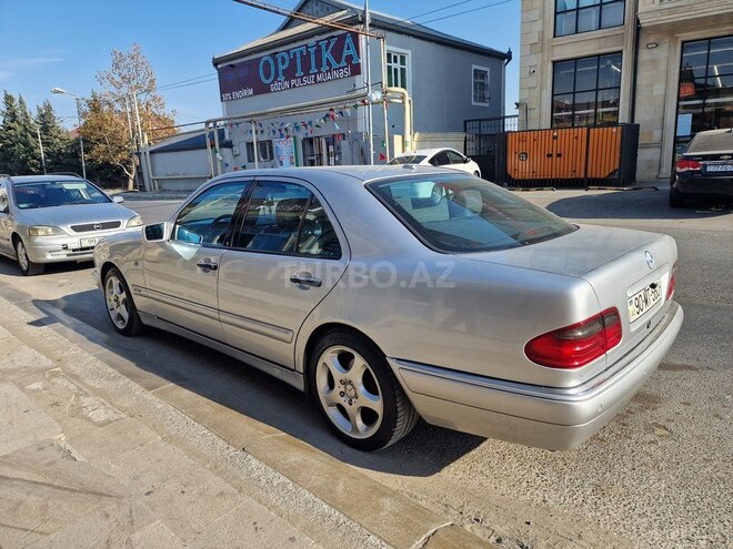 Mercedes E 240 1999, 340,000 km - 2.4 л - Bakı