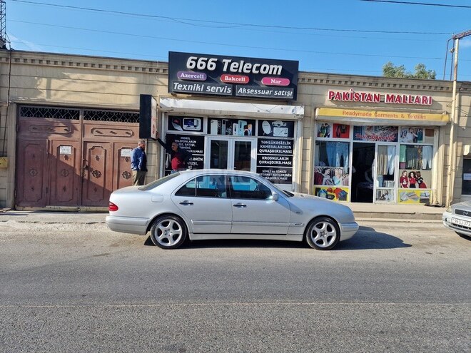 Mercedes E 240 1999, 340,000 km - 2.4 л - Bakı