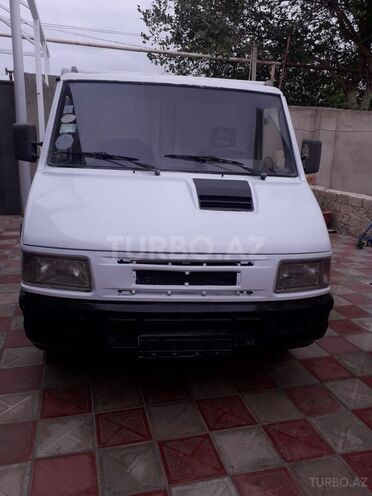 Iveco  1998, 235,335 km - 2.9 л - Bakı
