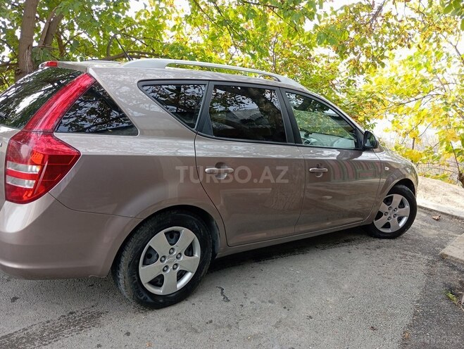 Kia Ceed 2008, 266,834 km - 1.6 л - Şamaxı