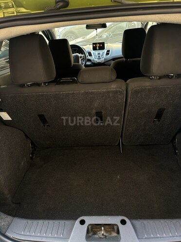 Ford Fiesta 2010, 330,000 km - 1.6 l - Bakı