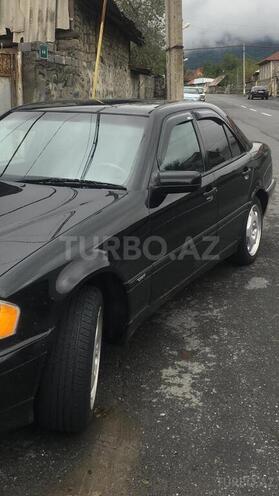 Mercedes C 230 1999, 182,000 km - 2.3 l - Qax