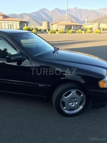 Mercedes C 230 1999, 182,000 km - 2.3 l - Qax