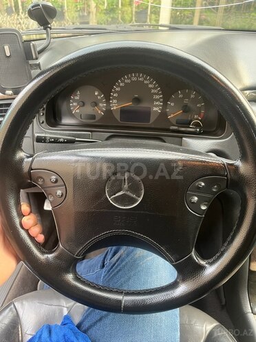 Mercedes E 220 2001, 498,525 km - 2.2 л - Bakı