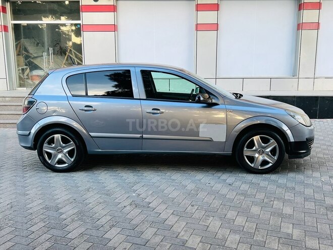 Opel Astra 2006, 200,000 km - 1.3 l - Bakı