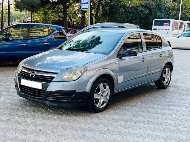 Opel Astra 2006, 200,000 km - 1.3 l - Bakı