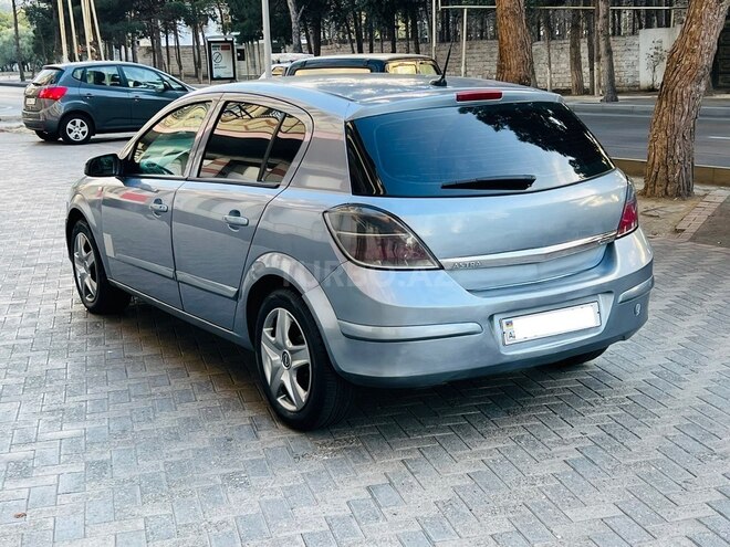 Opel Astra 2006, 200,000 km - 1.3 l - Bakı