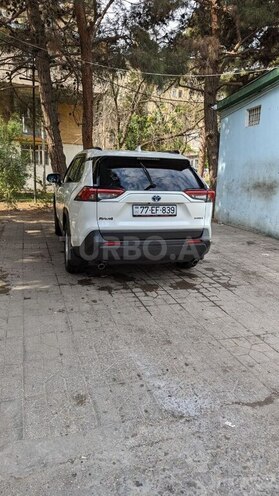 Toyota RAV4 2021, 29,000 km - 2.5 л - Bakı