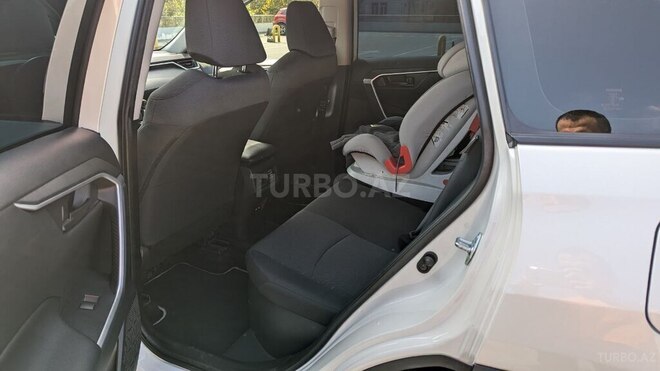 Toyota RAV4 2021, 29,000 km - 2.5 л - Bakı