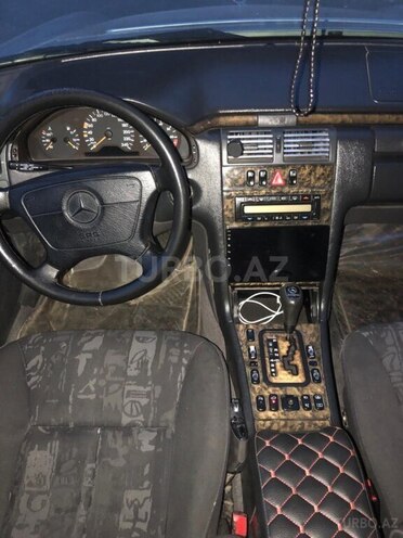 Mercedes E 240 1998, 427,000 km - 2.4 l - Bakı