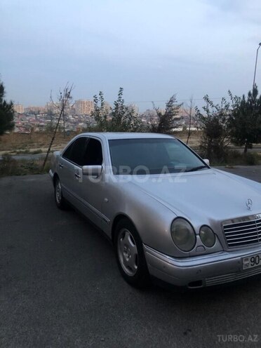 Mercedes E 240 1998, 427,000 km - 2.4 l - Bakı
