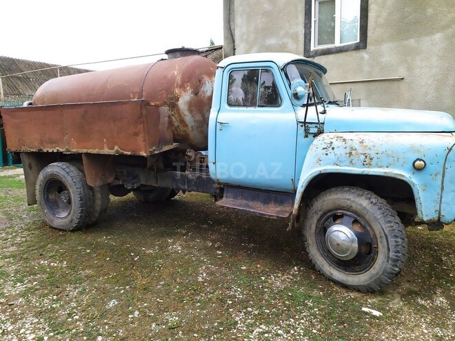 GAZ 53 1982, 500,000 km - 4.5 l - Qusar