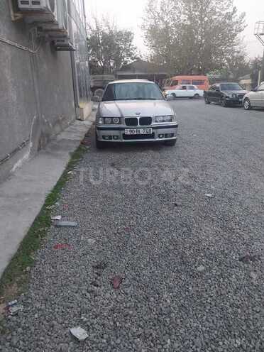 BMW 318 1997, 425,000 km - 1.8 l - Ağdam