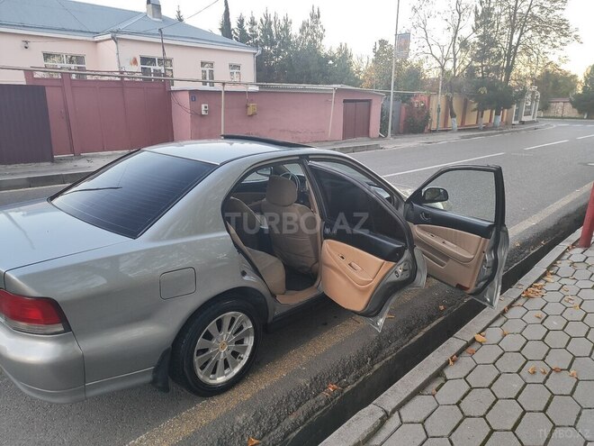Mitsubishi Galant 1997, 322,154 km - 2.4 l - Qusar
